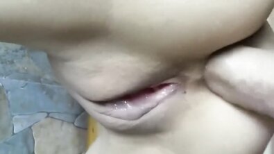 Послушную японскую рабыню после издевательств оттрахали в жопу