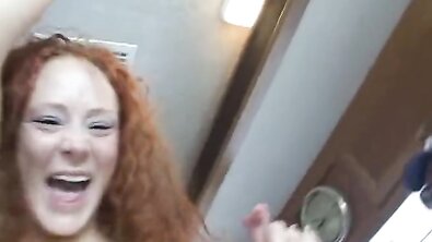 Стал свингером ради домашнего анала с рыжей бесстыдницей